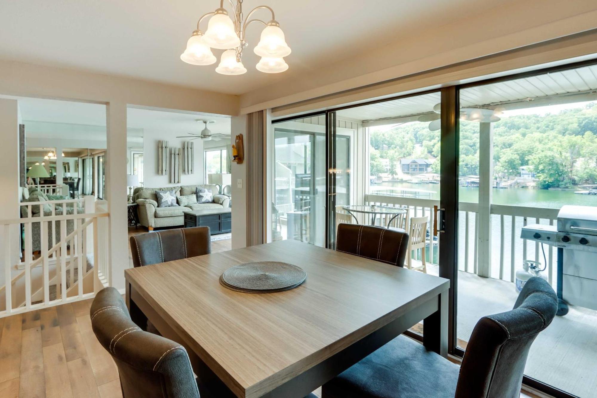 Lakefront Osage Beach Condo With Community Pool Exterior foto